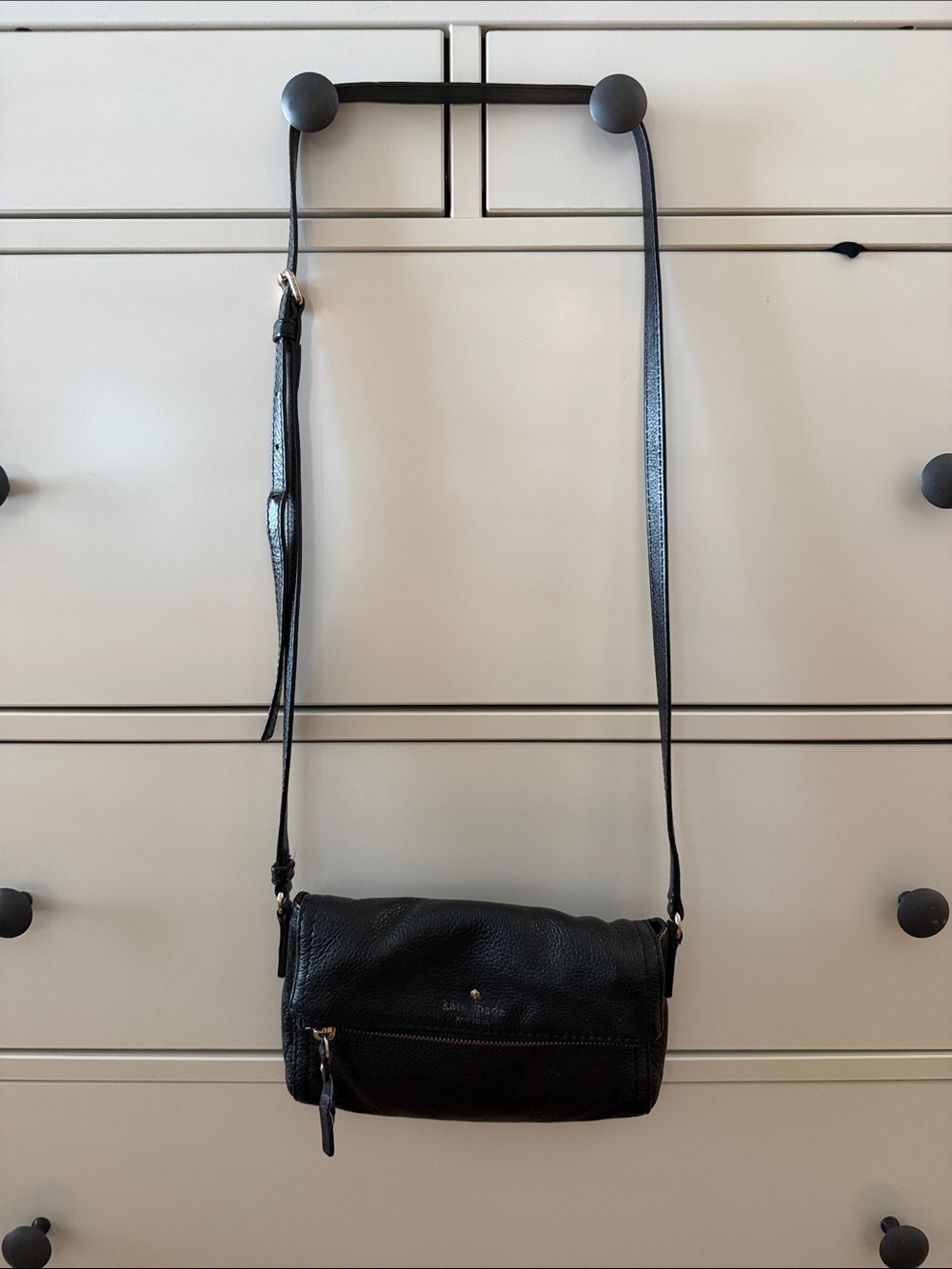 kate spade Black Pebbled Leather Fold-Over Crossbody with Front Zip and Pocket - Picture 1 of 16